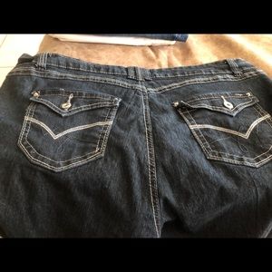 Angels Capris size 22 jeans